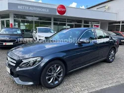 Grau Gebraucht 2016 Mercedes C200 Avantgarde Limousine | 19.890 € (Guter Preis)