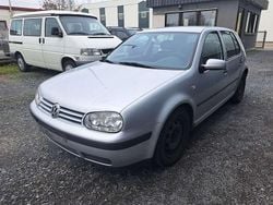 Silber Gebraucht 2001 VW Golf IV Limousine | 900 € (Superpreis)
