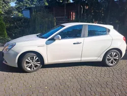 Weiß Gebraucht 2011 Alfa Romeo Giulietta Kleinwagen | 4.200 € (Guter Preis)