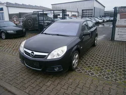 Schwarz Gebraucht 2007 Opel Signum Edition Kombi | 1.490 € (Guter Preis)