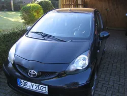 Schwarz Gebraucht 2007 Toyota Aygo Kleinwagen | 5.500 €
