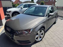 Braun Gebraucht 2013 Audi A3 Ambiente Limousine | 9.900 € (Fairer Preis)