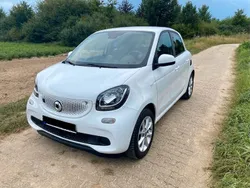 Weiß Gebraucht 2018 Smart ForFour Electric Drive Passion Limousine | 8.500 € (Guter Preis)