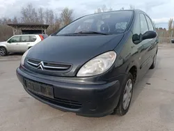 Grün Gebraucht 2005 Citroën Xsara Picasso Exclusive Van / Kleinbus | 999 € (Guter Preis)