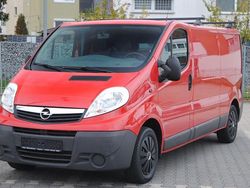 Rot Gebraucht 2011 Opel Vivaro Van / Kleinbus | 4.850 € (Guter Preis)