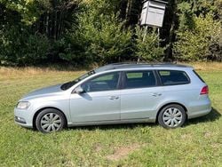 Silber Gebraucht 2012 VW Passat Trendline Kombi | 5.990 € (Guter Preis)