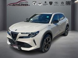 Avorio scala, metalliclackier Neu 2025 Alfa Romeo Junior Edizione Speciale SUV | 39.850 € (Fairer Preis)