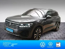 Grau Gebraucht 2021 VW Touareg R-line SUV | 44.590 € (Fairer Preis)