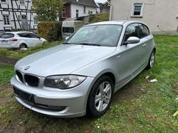 Silber Gebraucht 2009 BMW 116 Kleinwagen | 2.950 € (Guter Preis)