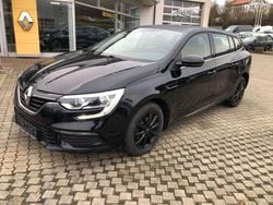 Schwarz Gebraucht 2017 Renault Mégane GrandTour Life Kombi | 8.880 € (Fairer Preis)