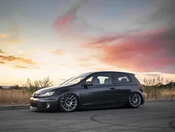 Grau Gebraucht 2011 VW Golf VI GTI Kleinwagen | 8.999 €