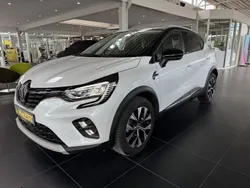 Weiß Gebraucht 2024 Renault Captur Techno SUV | 22.750 €