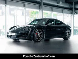 Tiefschwarzmetallic Gebraucht 2024 Porsche Taycan 4S Limousine | 84.900 € (Etwas zu teuer)