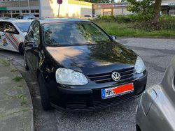 Schwarz Gebraucht 2005 VW Golf V Sportline Limousine | 2.800 € (Fairer Preis)