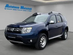 Blau Gebraucht 2016 Dacia Duster Celebration SUV | 10.950 € (Etwas zu teuer)
