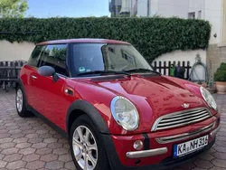 Rot Gebraucht 2004 Mini ONE Kleinwagen | 2.399 € (Fairer Preis)