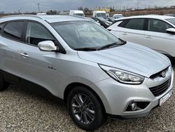 Silber Gebraucht 2015 Hyundai ix35 Finale SUV | 9.990 € (Guter Preis)