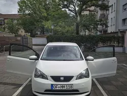 Weiß Gebraucht 2014 Seat Mii I-Tech Kleinwagen | 4.000 € (Guter Preis)