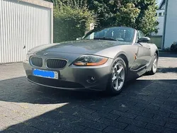 Grau Gebraucht 2004 BMW Z4 Sport Line Cabrio | 12.000 € (Fairer Preis)