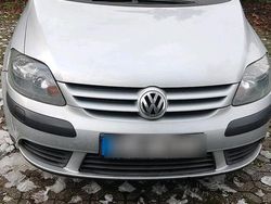 Grau Gebraucht 2005 VW Golf Limousine | 1.500 € (Superpreis)