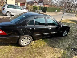 Schwarz Gebraucht 2006 Mercedes C220 Limousine | 5.000 € (Fairer Preis)