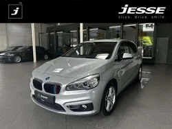 Glaciersilber metallic Gebraucht 2016 BMW 220 Luxury Line Van / Kleinbus | 13.790 € (Guter Preis)