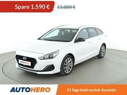Weiß Gebraucht 2018 Hyundai i30 Passion Plus Kombi | 12.290 € (Fairer Preis)