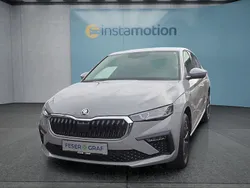 Grau Neu 2025 Skoda Scala Kleinwagen | 24.249 € (Guter Preis)