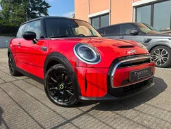 Rot Gebraucht 2021 Mini Cooper SE Classic Kleinwagen | 15.690 € (Superpreis)