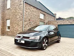 Grau Gebraucht 2013 VW Golf VII GTI Kleinwagen | 17.000 €