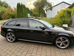 Schwarz Gebraucht 2013 Audi A4 S-Line Kombi | 18.600 €