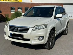 Novaweiß perleffekt Gebraucht 2010 Toyota RAV4 Executive SUV | 8.900 € (Fairer Preis)