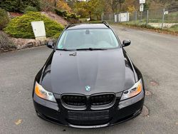 Schwarz Gebraucht 2009 BMW 320 Kombi | 4.900 € (Fairer Preis)