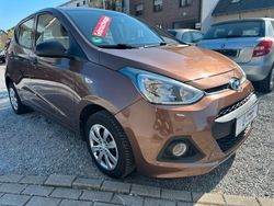 Braun Gebraucht 2016 Hyundai i10 Classic Kleinwagen | 5.950 € (Fairer Preis)