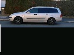 Silber Gebraucht 2004 Ford Focus Kombi | 479 € (Guter Preis)