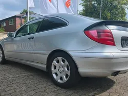 Silber Gebraucht 2001 Mercedes C180 Coupé | 900 € (Superpreis)
