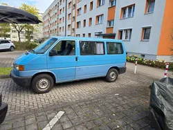 Blau Gebraucht 2002 VW T4 Van | 4.000 € (Guter Preis)