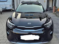 Schwarz Gebraucht 2018 Kia Stonic SUV | 13.500 € (Fairer Preis)