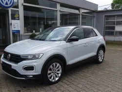 Weiß Gebraucht 2018 VW T-Roc Sportline SUV | 27.555 € (Etwas zu teuer)