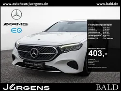 Weiss polarweiß Gebraucht 2024 Mercedes E200 Avantgarde Kombi | 42.690 € (Guter Preis)