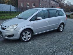 Silber Gebraucht 2009 Opel Zafira Edition Van / Kleinbus | 2.450 € (Fairer Preis)