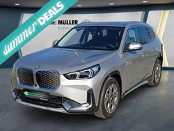 Silber Gebraucht 2025 BMW iX1 xLine SUV | 45.400 € (Guter Preis)