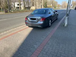 Gebraucht 2017 Mercedes E200 Avantgarde Limousine | 25.300 € (Fairer Preis)