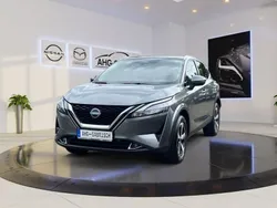 Grau Gebraucht 2024 Nissan Qashqai N-Connecta SUV | 30.990 € (Etwas zu teuer)