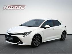 Schneeweiß Gebraucht 2019 Toyota Corolla Club Limousine | 19.990 € (Fairer Preis)