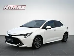 Schneeweiß Gebraucht 2019 Toyota Corolla Club Limousine | 20.750 € (Fairer Preis)