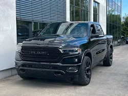 Schwarz schwarz metallic Gebraucht 2022 Dodge Ram Limited Abholung | 69.900 € (Etwas zu teuer)