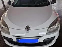 Gebraucht 2011 Renault Mégane III Authentique Kleinwagen | 6.000 € (Etwas zu teuer)