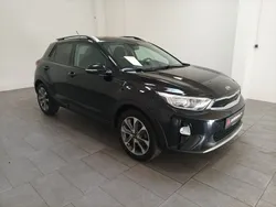 Schwarz Gebraucht 2021 Kia Stonic Vision SUV | 14.870 € (Fairer Preis)