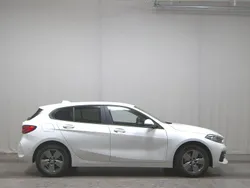 Weiss Gebraucht 2023 BMW 118 Advantage Kleinwagen | 19.980 € (Guter Preis)